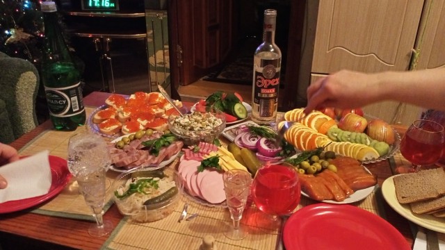 Смотр-парад новогодних столов