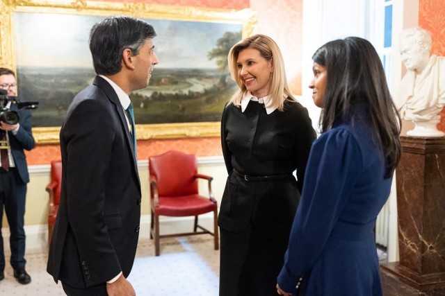 Простите, но я не знаю, как это всё комментировать!