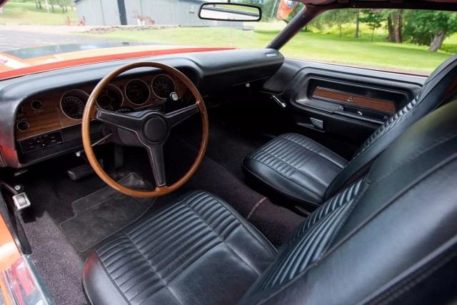 60 лет Plymouth Barracuda