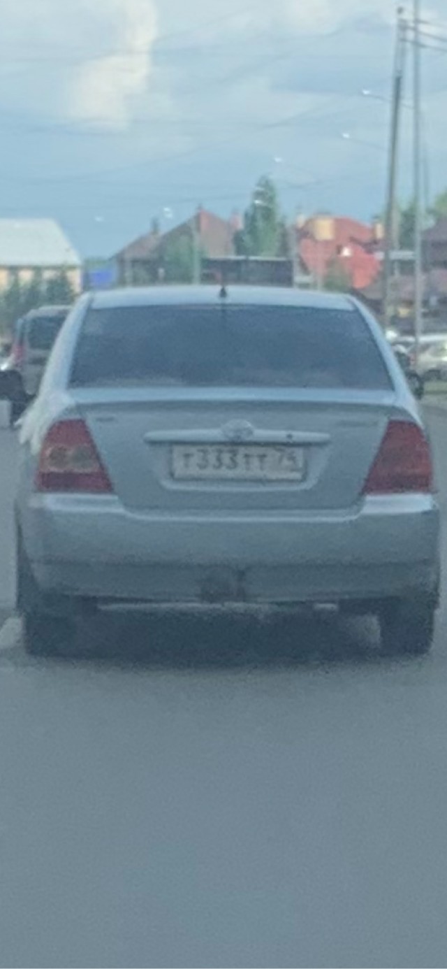 Московский пенсионер ездит на Жигули с номерами, которые в сто раз дороже его машины
