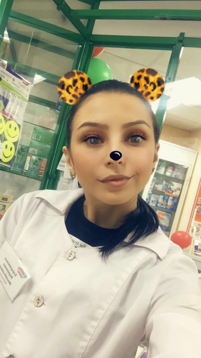 Просто девушки, которые окружают нас.