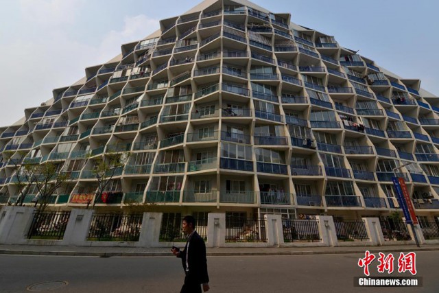 Великие и ужасные: топ-10 самых безумных жилых комплексов мира