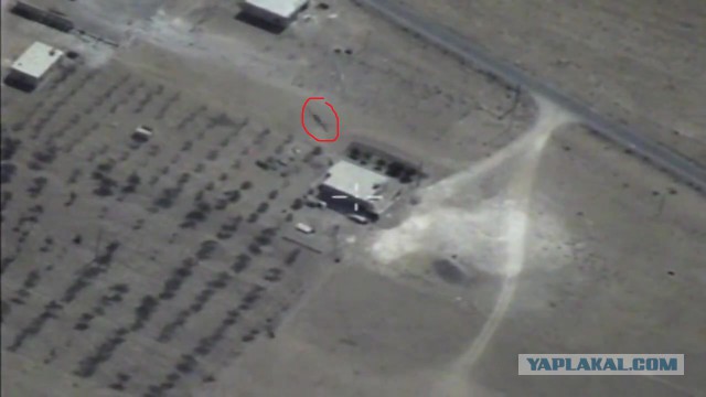 Минобороны показало на видео, как "Калибры" уничтожили базы террористов