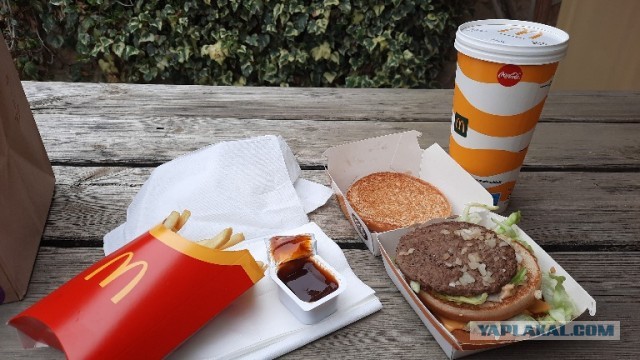 «Вкусно – и точка» за первый год работы получил убыток в ₽11,3 млрд