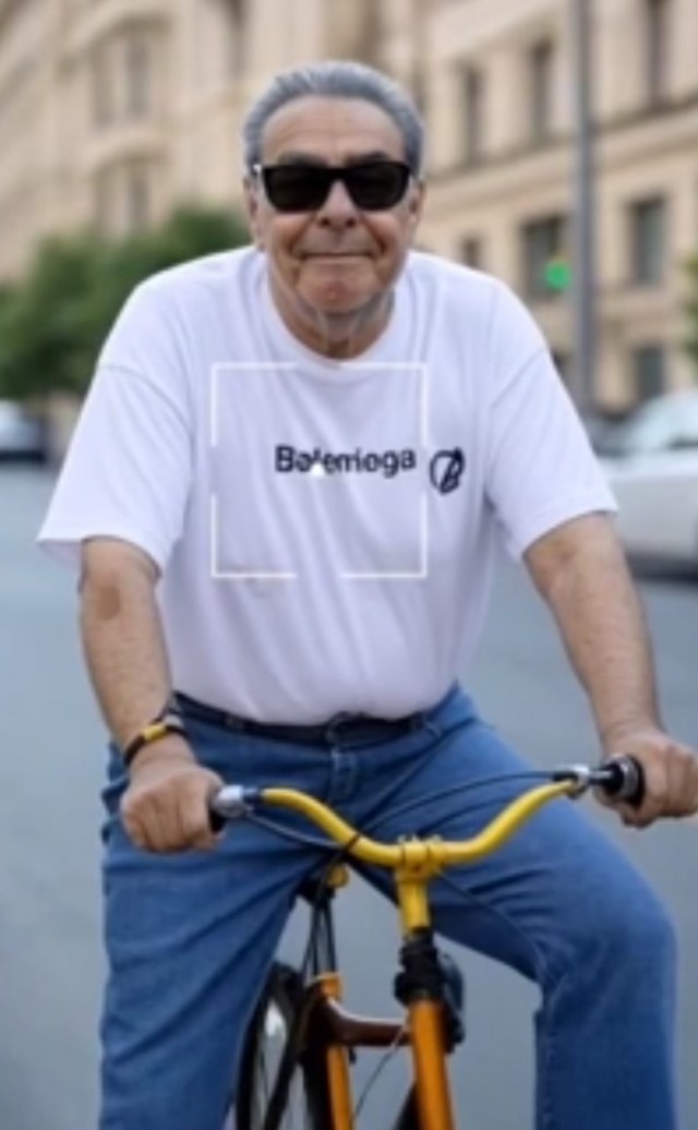 И Ленин такой молодой