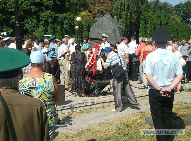 К годовщине гибели Курска