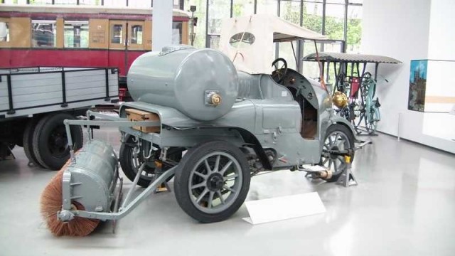 Игра на ЯПе: Угадай АВТО-5