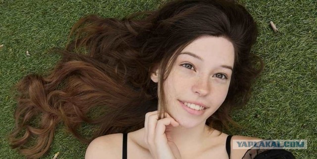 1 миллион долларов в месяц. Звезда сайта "для взрослых", мечта  всех малолетних фанатов BELLE DELPHINE озвучила свой заработок