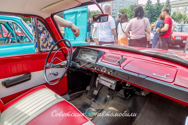 Покатушки на 24-й Волге в город суровых мужчин. Фестиваль "Машина времени"