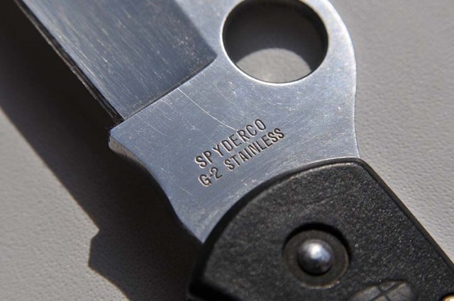 Значение обозначений на ноже Spyderco Paramilitary 2