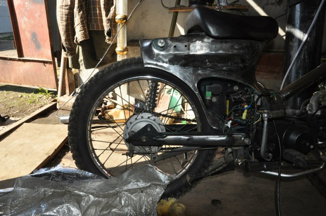 Кастом-мопед Honda Super Cub своими руками