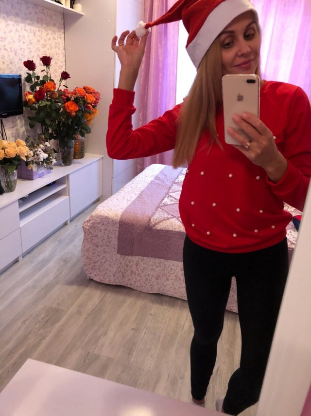 А что за новый год без снегурочки? Снегурочек вам в ленту!