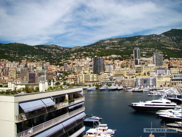 И целого мира мало!