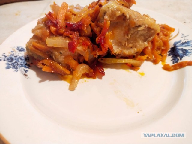 #ЯПовар. Минтай под овощным маринадом с майонезом