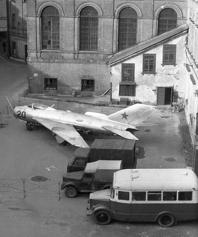 Фотографии из прошлого нашей страны - 6