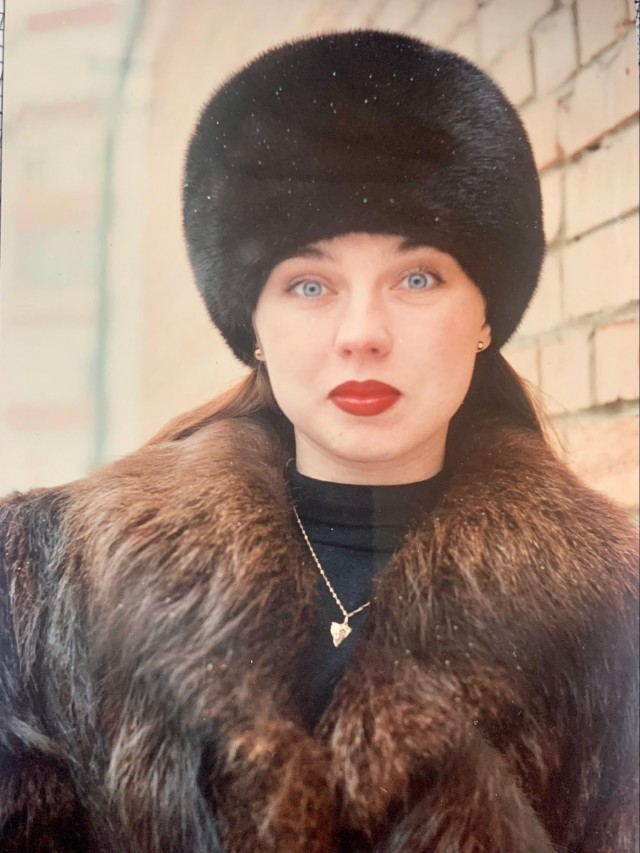 Девчата из 90-х и 00-х
