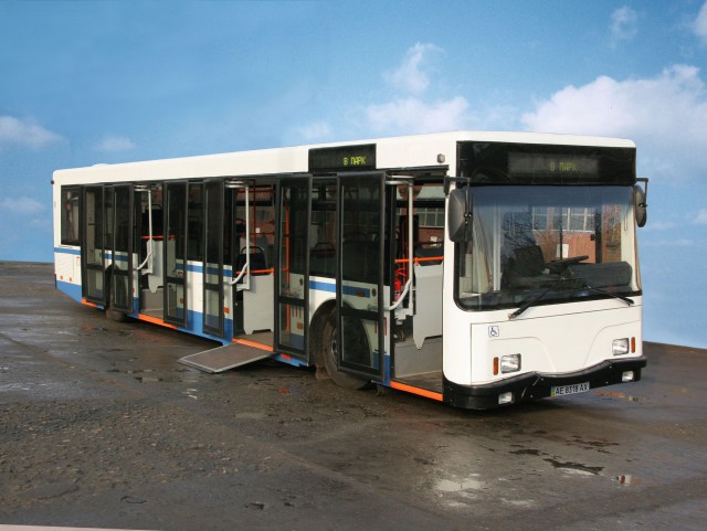 Игра на ЯПе: Угадай АВТО-8
