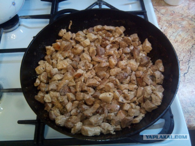 Драники с мясом.