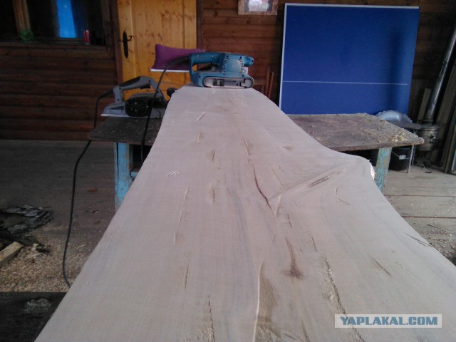 Лавка из березового бревна