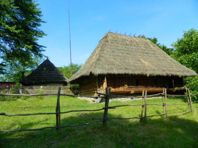 15 живописных украинских домов-мазанок, которые простояли по 100-300 лет