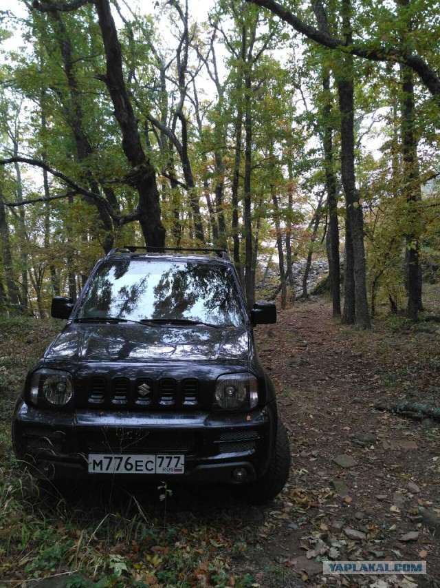 Про Suzuki Jimny и с чем его едят