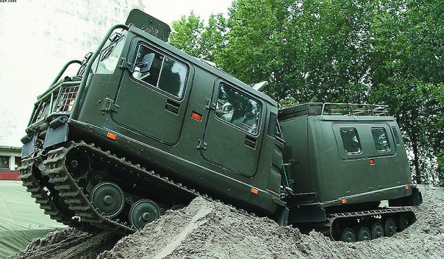 В Беларуси создали вездеход для рыбаков на основе боевой машины "Кайман"