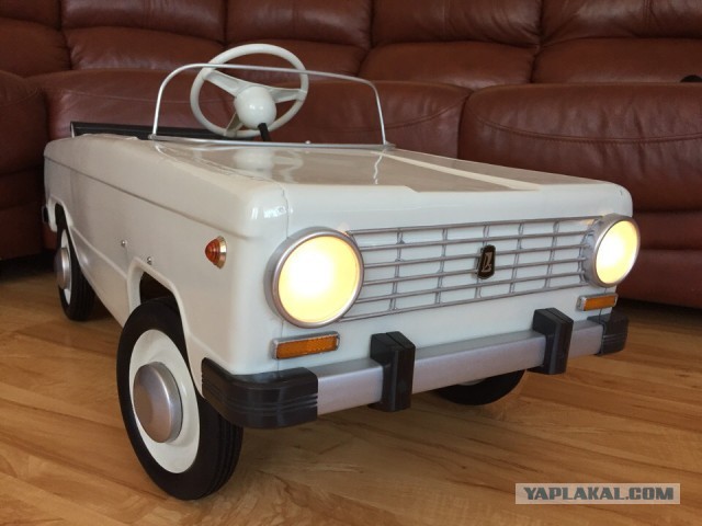 «АвтоВАЗ» готовит специальные версии Lada с меньшим количеством импортных комплектующих