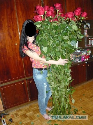 Дарите женщинам цветы