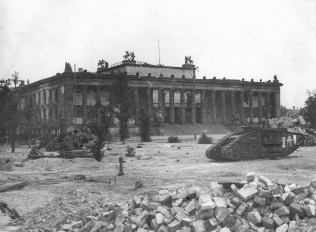 Штурм Берлина, часть третья