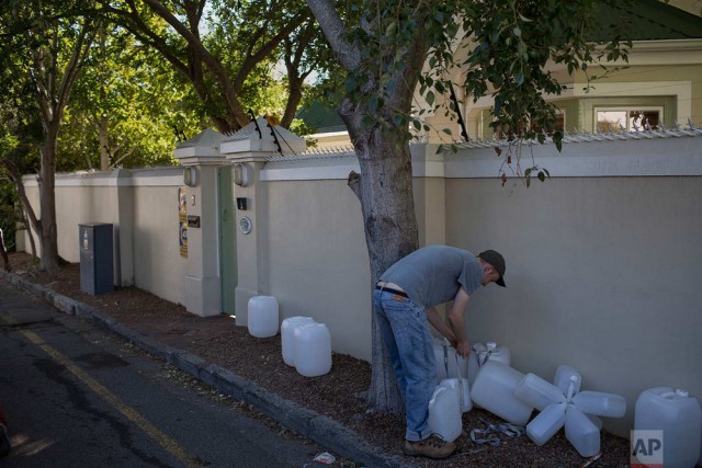 «День Ноль»: в Кейптауне собираются отключить воду