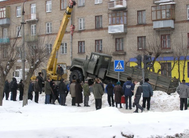 Слегка "наехал"