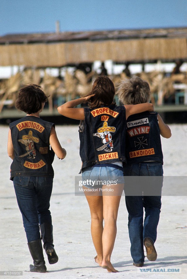 Америка бабе Гале не понравилась с первых минут