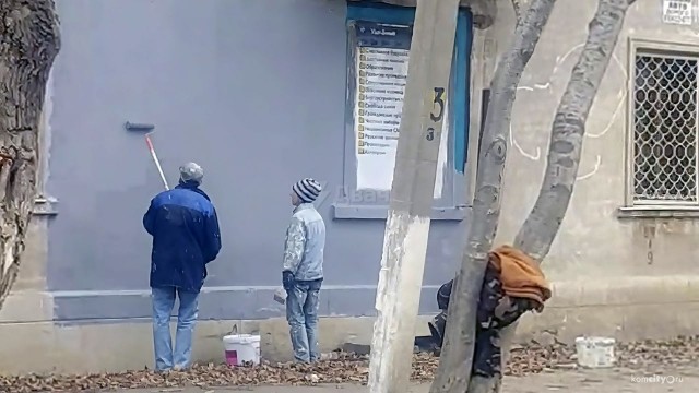 В Комсомольске-на-Амуре появилось «опасное» граффити с российским «рабочим столом»