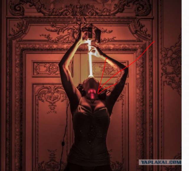 Бывшая мормонская школьница стала самым необычным глотателем мечей в мире