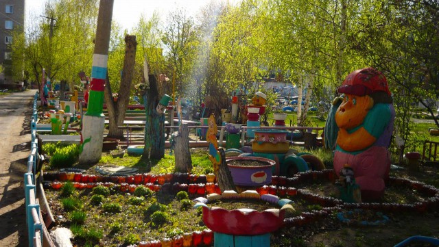 Психоделический дворик