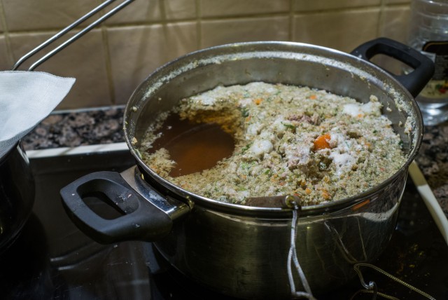 Кулинария: Консоме, Конфи и Коньяк или: холодцовый суп, тушеная утка и виноградный спирт.