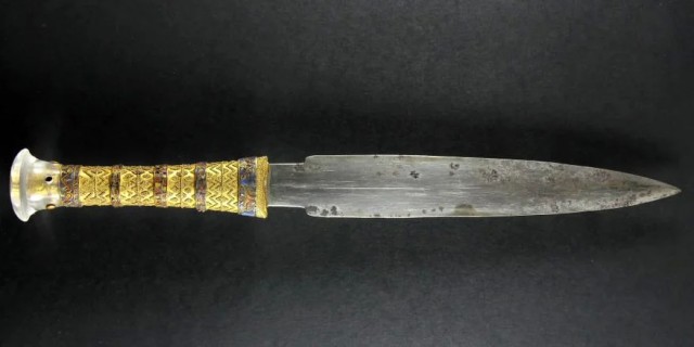 Как железо попало в бронзовый век