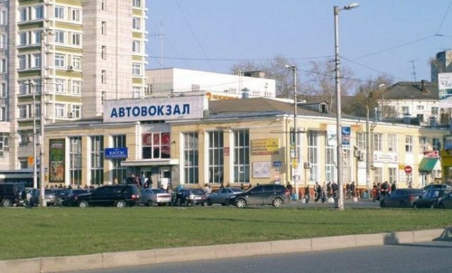 Автостанция в маленьком российском городке