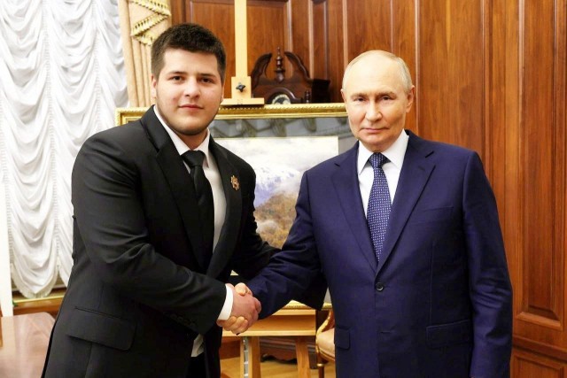 Ну чтожж, женится Адам
