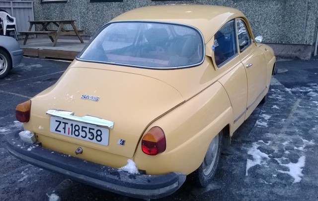 Старенький SAAB