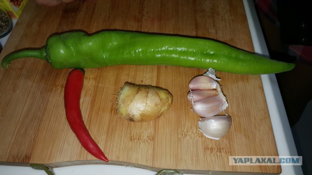 Две половинки сердца китайской свиньи.