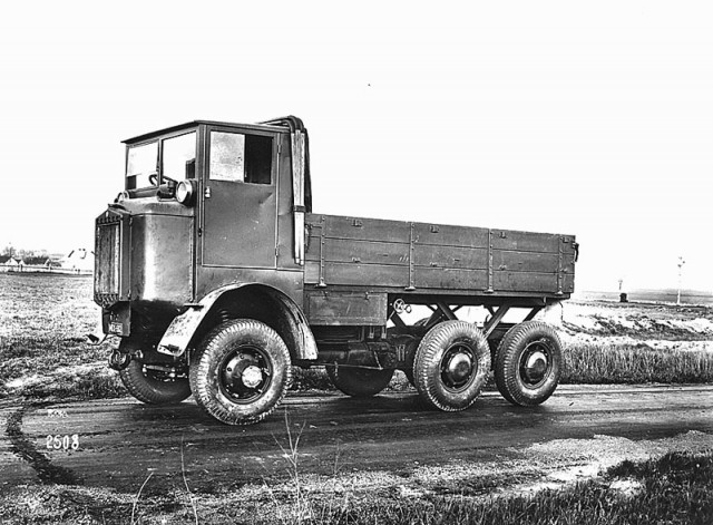 Игра на ЯПе: Угадай АВТО-5