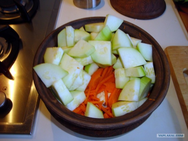 Судак диетический в горшочке