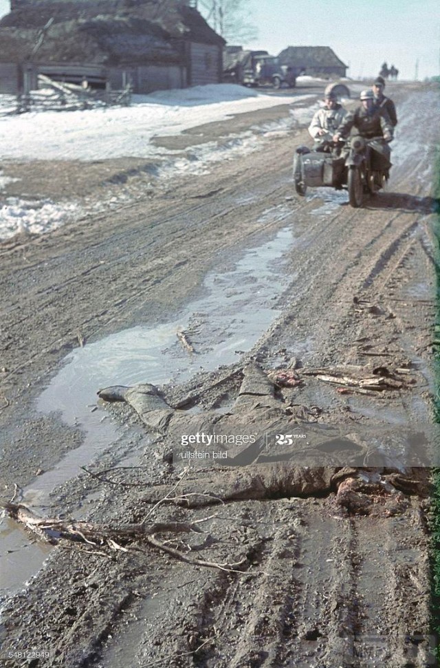 Фотографии связанных с историей Красной и Советской Армии.