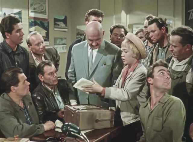 Романтики руля и дороги из "Королевы бензоколонки"