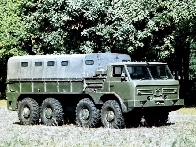 ГАЗ-44: плавающий грузовик из Советского Союза