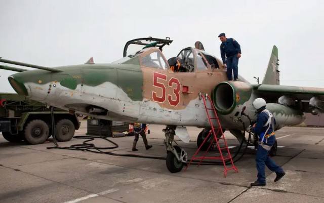 Як-130М vs Су-25: на чем идти в бой?