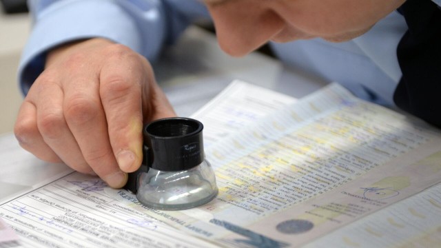 В России могут разрешить регистрировать разыскиваемые за границей машины