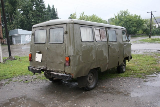Игра на ЯПе: Угадай АВТО-9