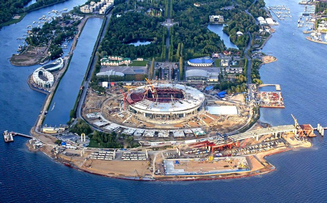 В Петербурге засыпают море